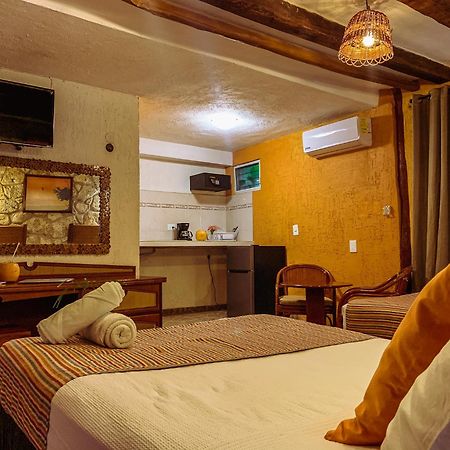 Golden Paradise Town Hotel Isla Holbox Room photo