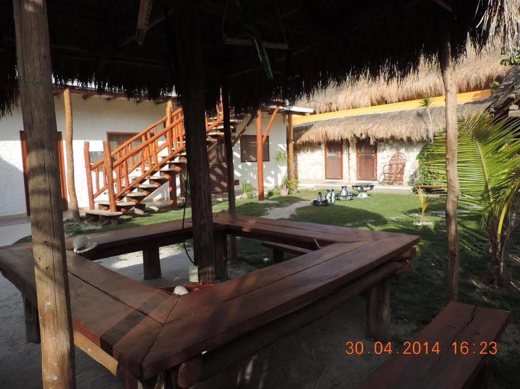 Golden Paradise Town Hotel Isla Holbox Exterior photo
