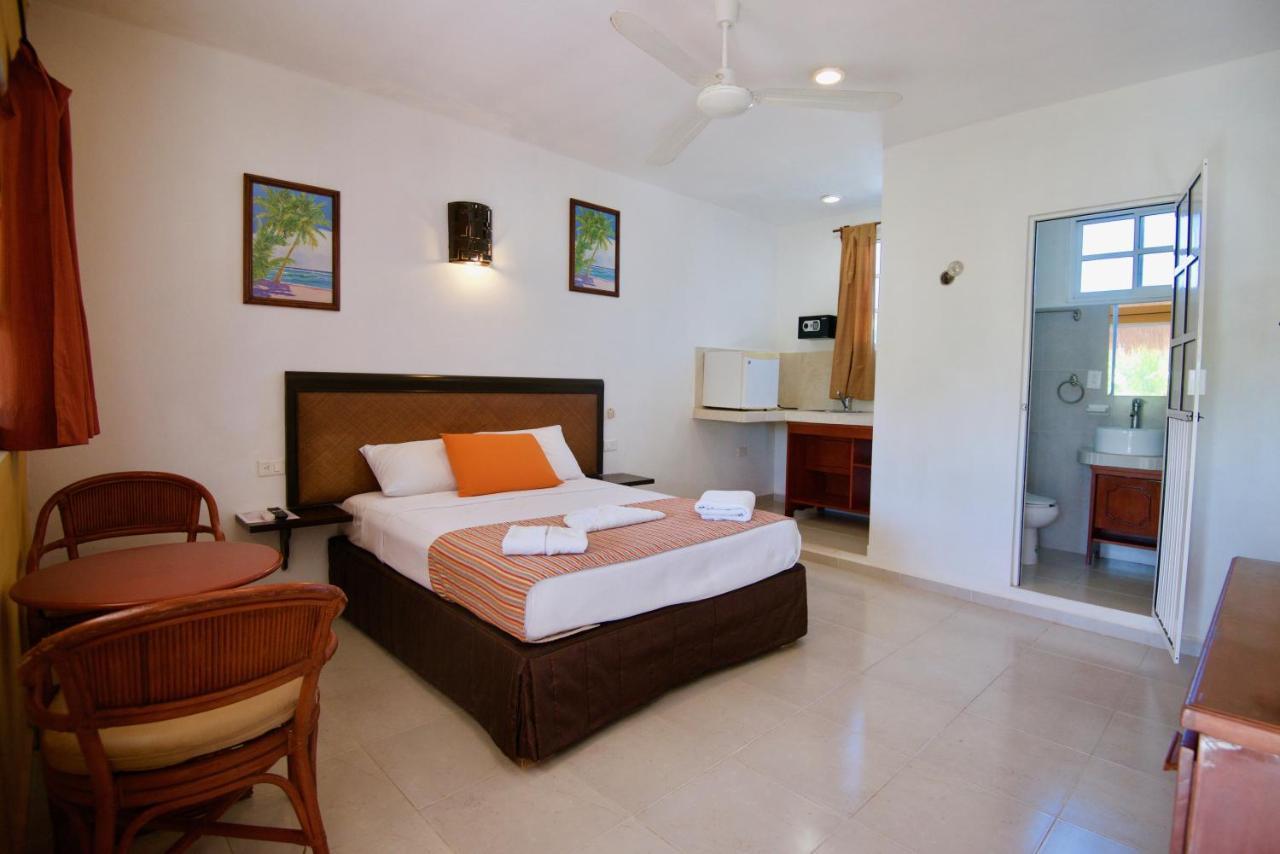 Golden Paradise Town Hotel Isla Holbox Exterior photo